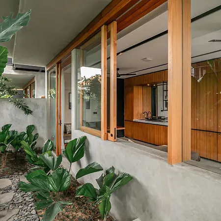 Body Factory Lifestyle Residence Canggu  Exterior photo